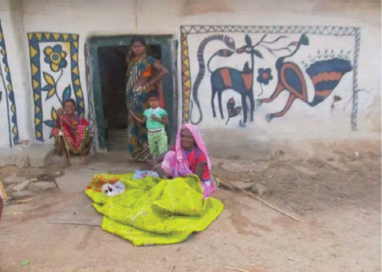 Walls displaying Graffito art in Hazaribagh, Jharkhan